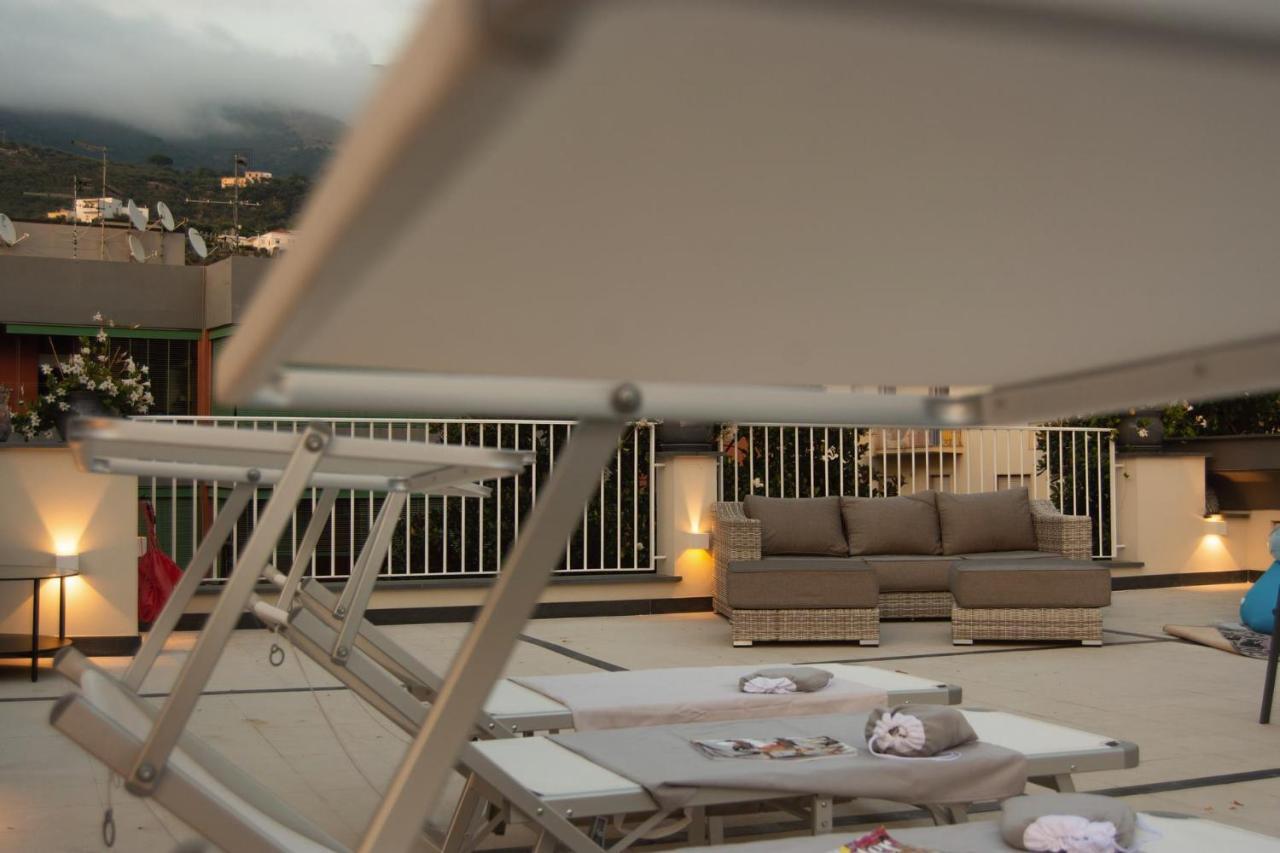 B&B Nicotera29 Vico Equense Bagian luar foto